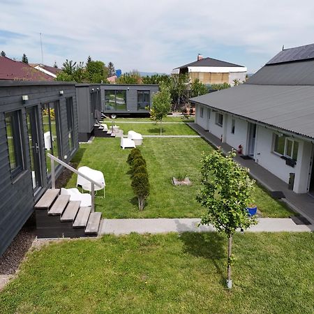 Pixel - Tiny Campus Villa Tirgu Secuiesc Ngoại thất bức ảnh