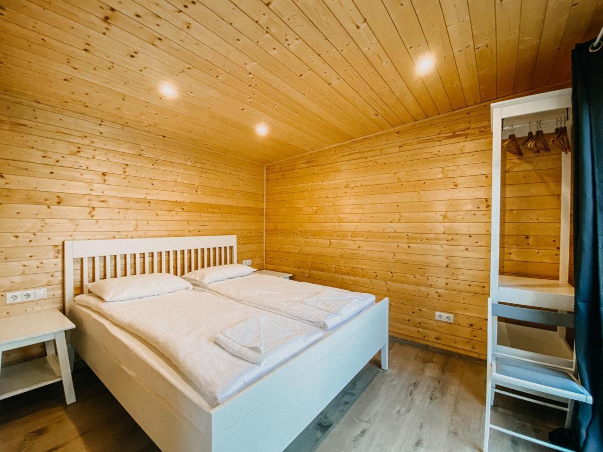 Pixel - Tiny Campus Villa Tirgu Secuiesc Ngoại thất bức ảnh