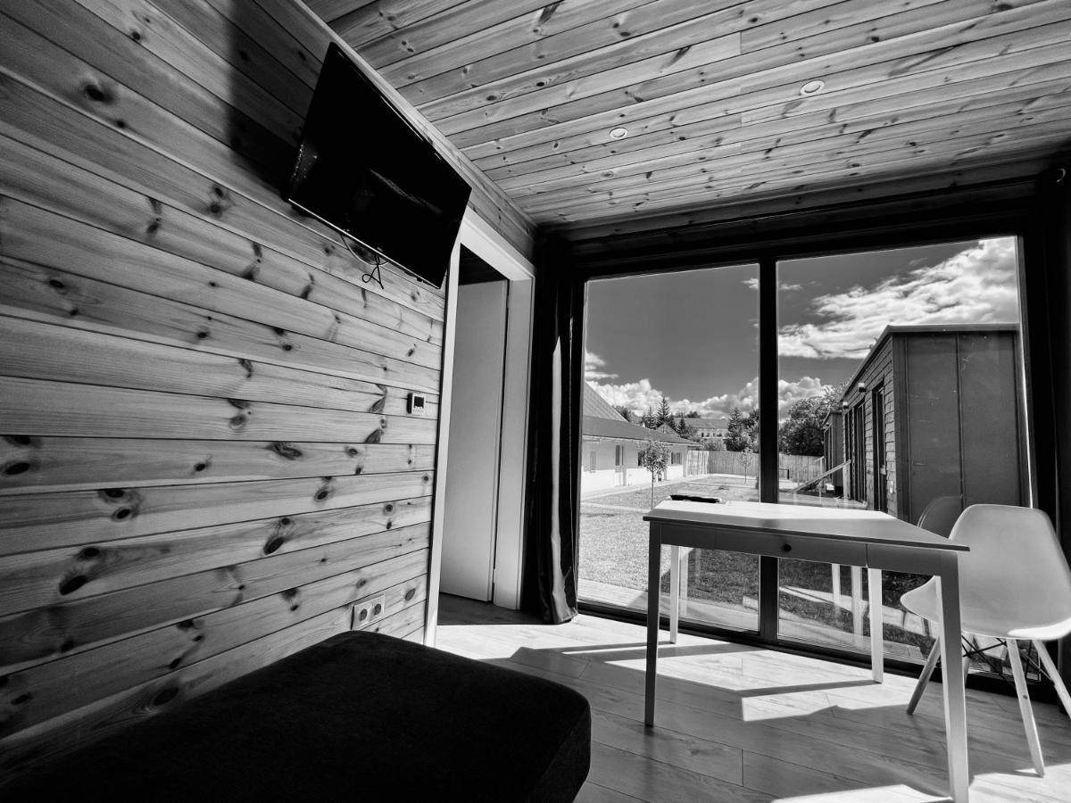 Pixel - Tiny Campus Villa Tirgu Secuiesc Ngoại thất bức ảnh