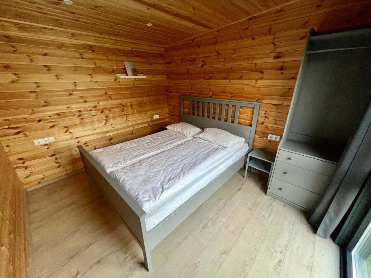 Pixel - Tiny Campus Villa Tirgu Secuiesc Ngoại thất bức ảnh